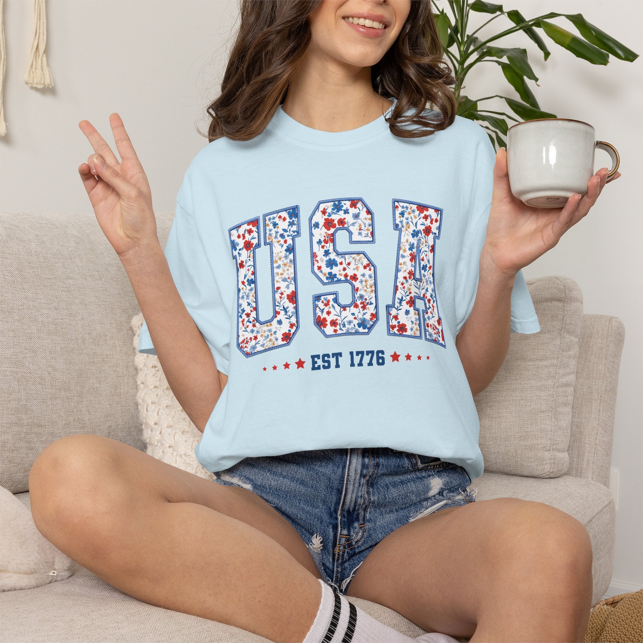 USA Floral Patriotic T-Shirt — EST 1776 Vintage Independence Day Tee