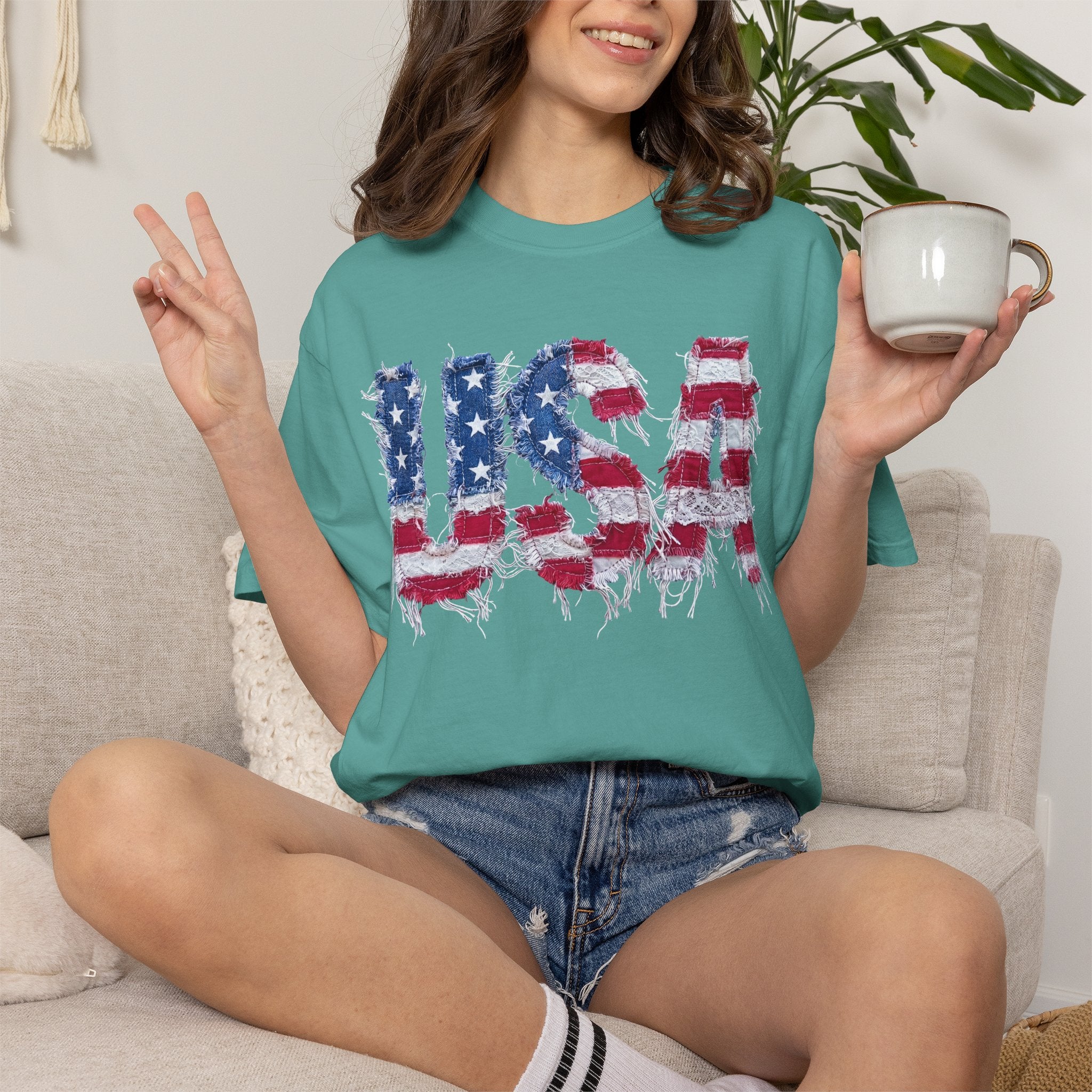USA Distressed Flag T-Shirt — Vintage Patriotic Tee for 4th of July